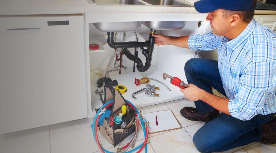 Expert burst pipe repair services in Playas, NM